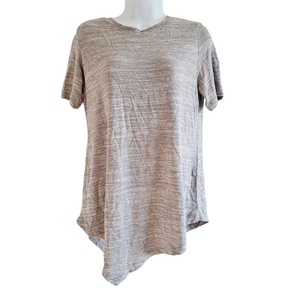 Chelsea & Theodore Asymmetrical Hem Short Sleeve Top